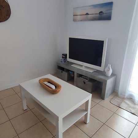 Location 4-6 Personnes Villa Grayan-et-l'Hopital Bagian luar foto